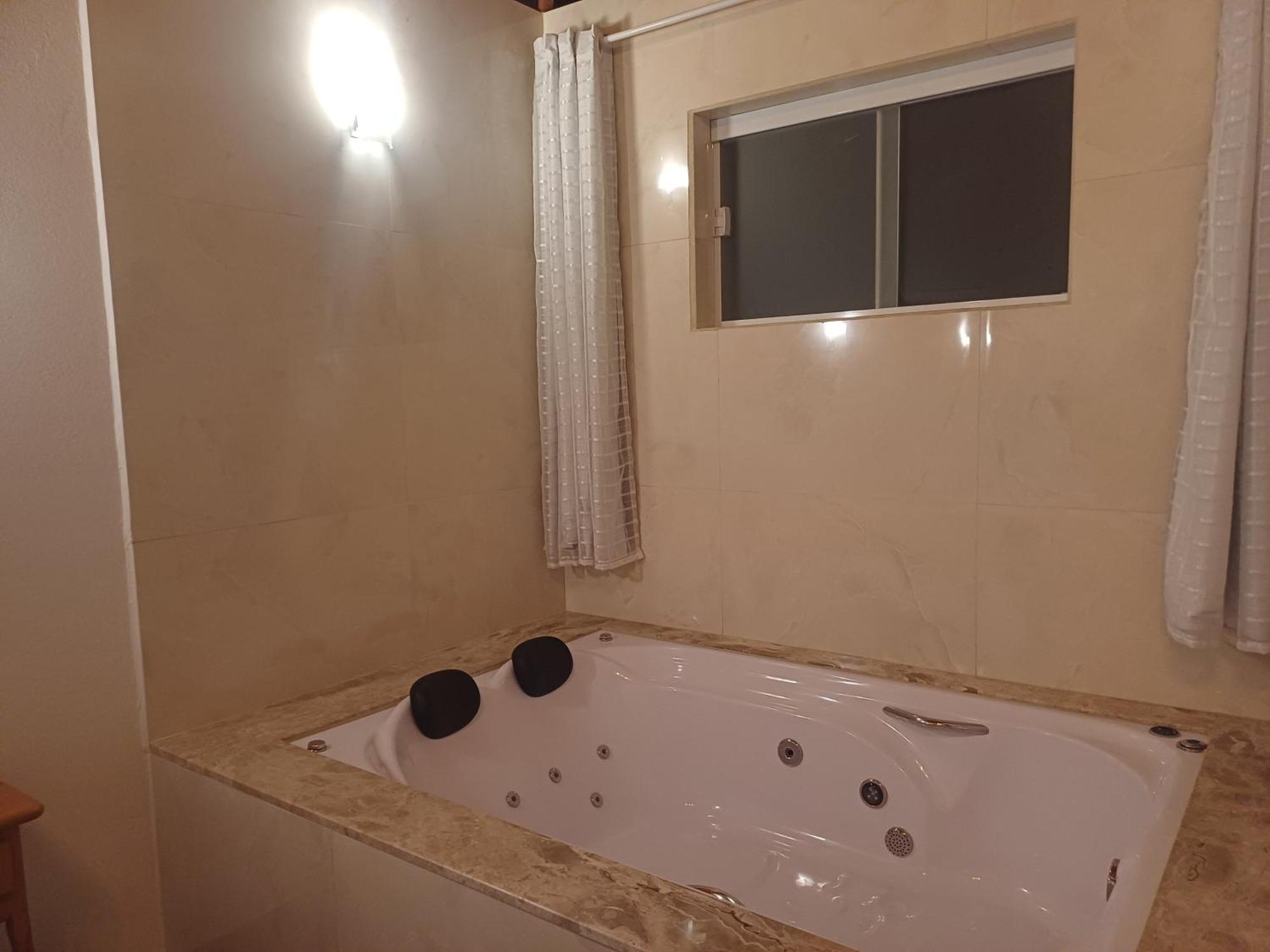 Refugio Victoria Capsule hotel *